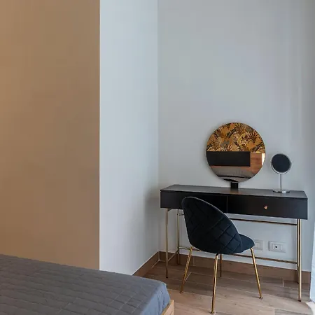 Guesthost - Domus Antoniana - Esquilino
