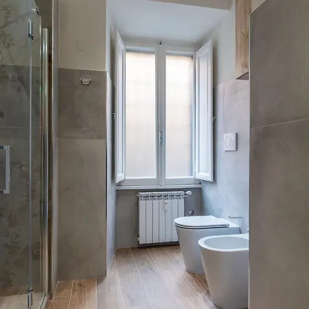 Guesthost - Domus Antoniana - Esquilino * روما